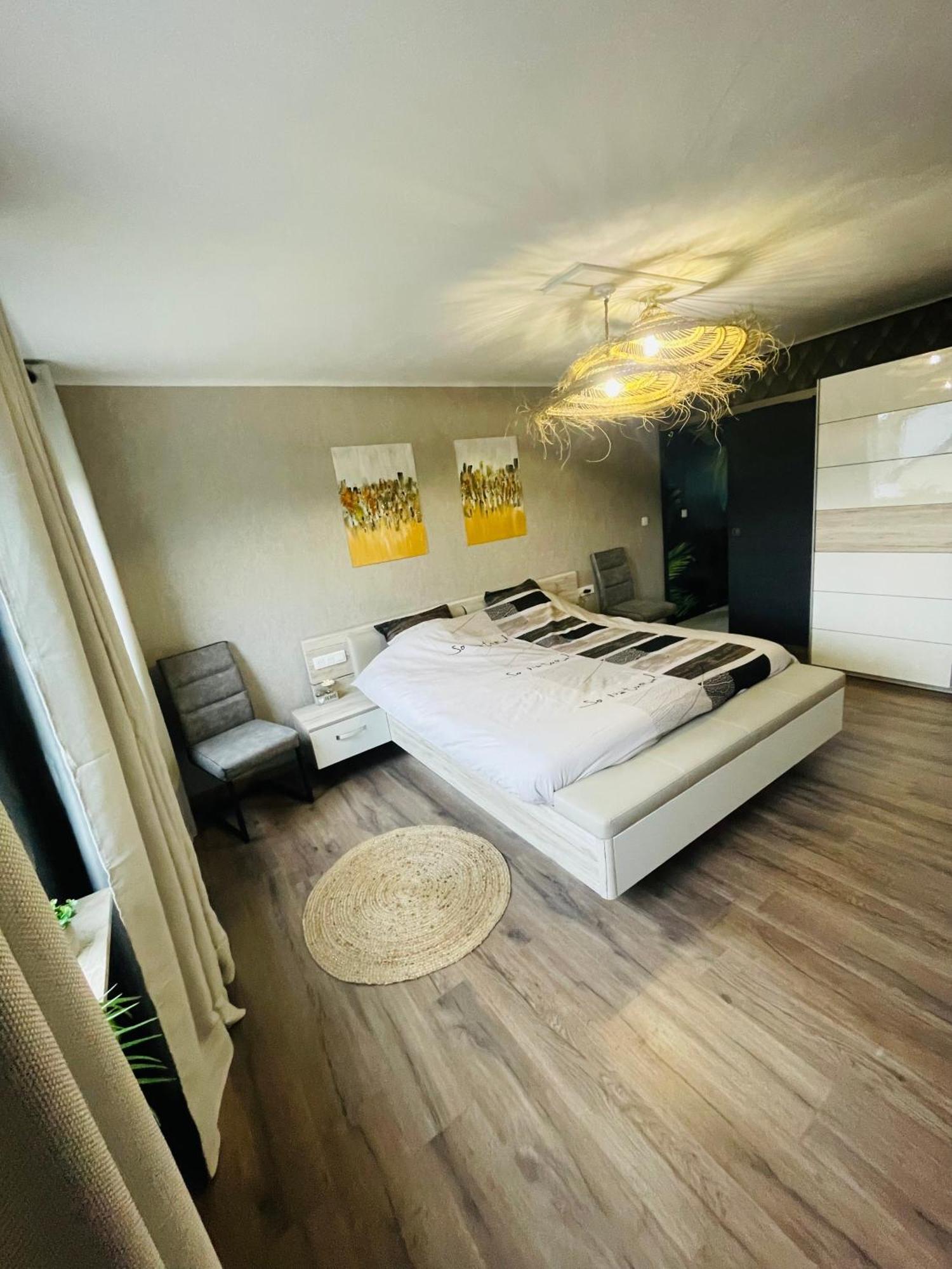 Maison Chez Nounou Sauna Jacuzzi Jardin Arbore Hébergement de vacances